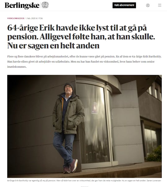 Erik Bartholdy, a senior professional working with ServiceNow, standing outside an office building.