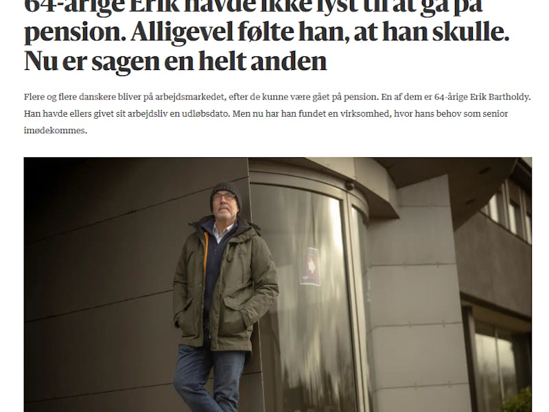 Erik Bartholdy, a senior professional working with ServiceNow, standing outside an office building.