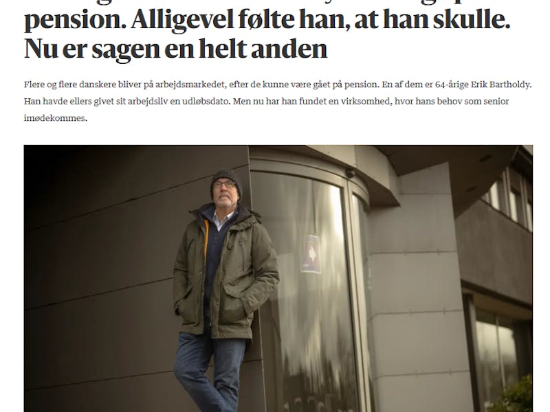 Erik Bartholdy, a senior professional working with ServiceNow, standing outside an office building.