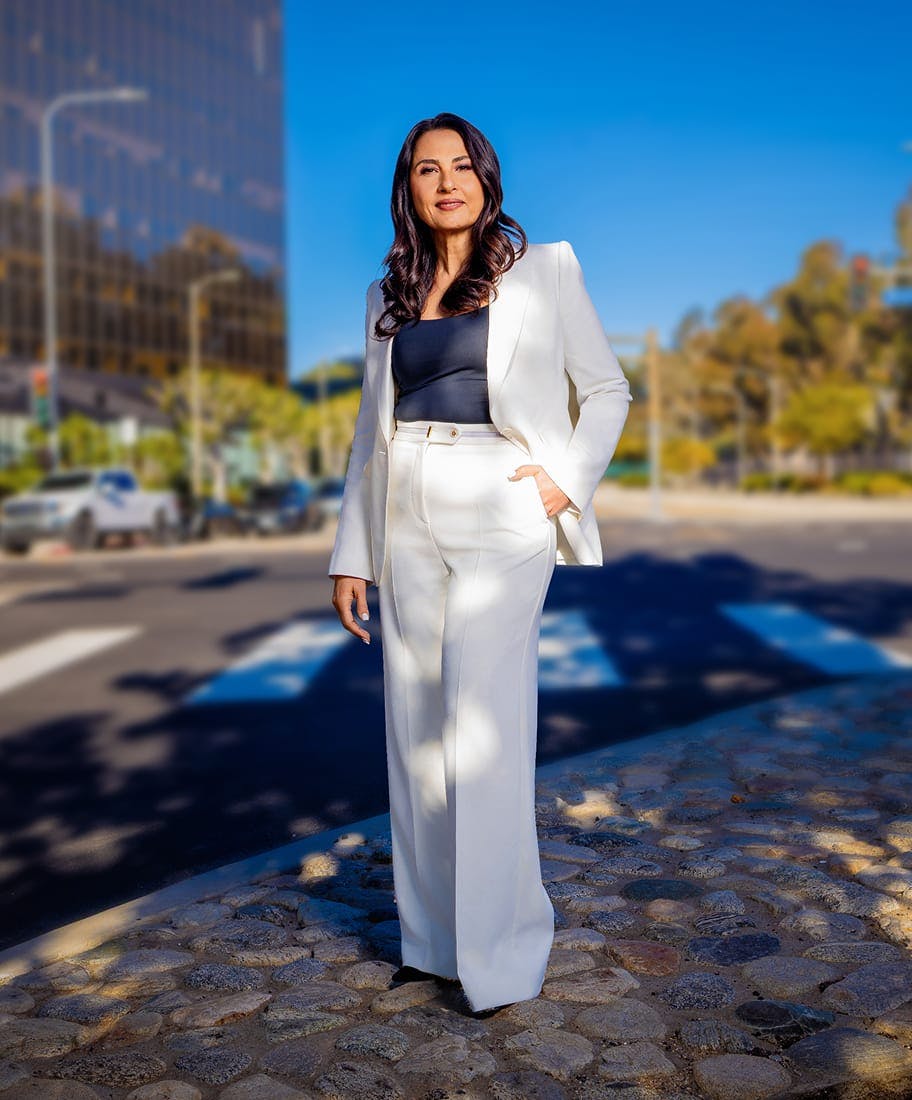 Dr. Shiva Lalezar