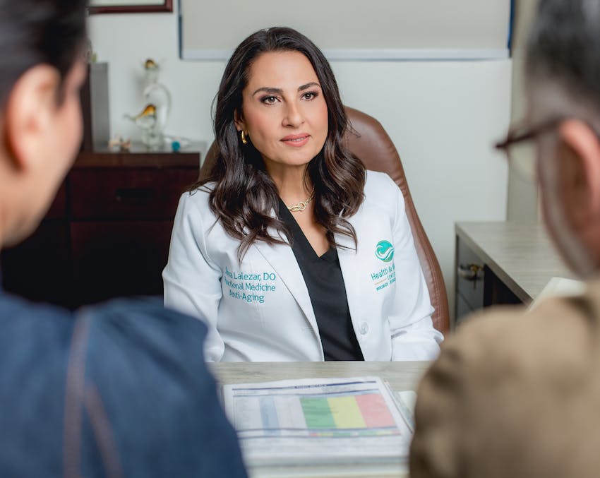 doctor talking to patients