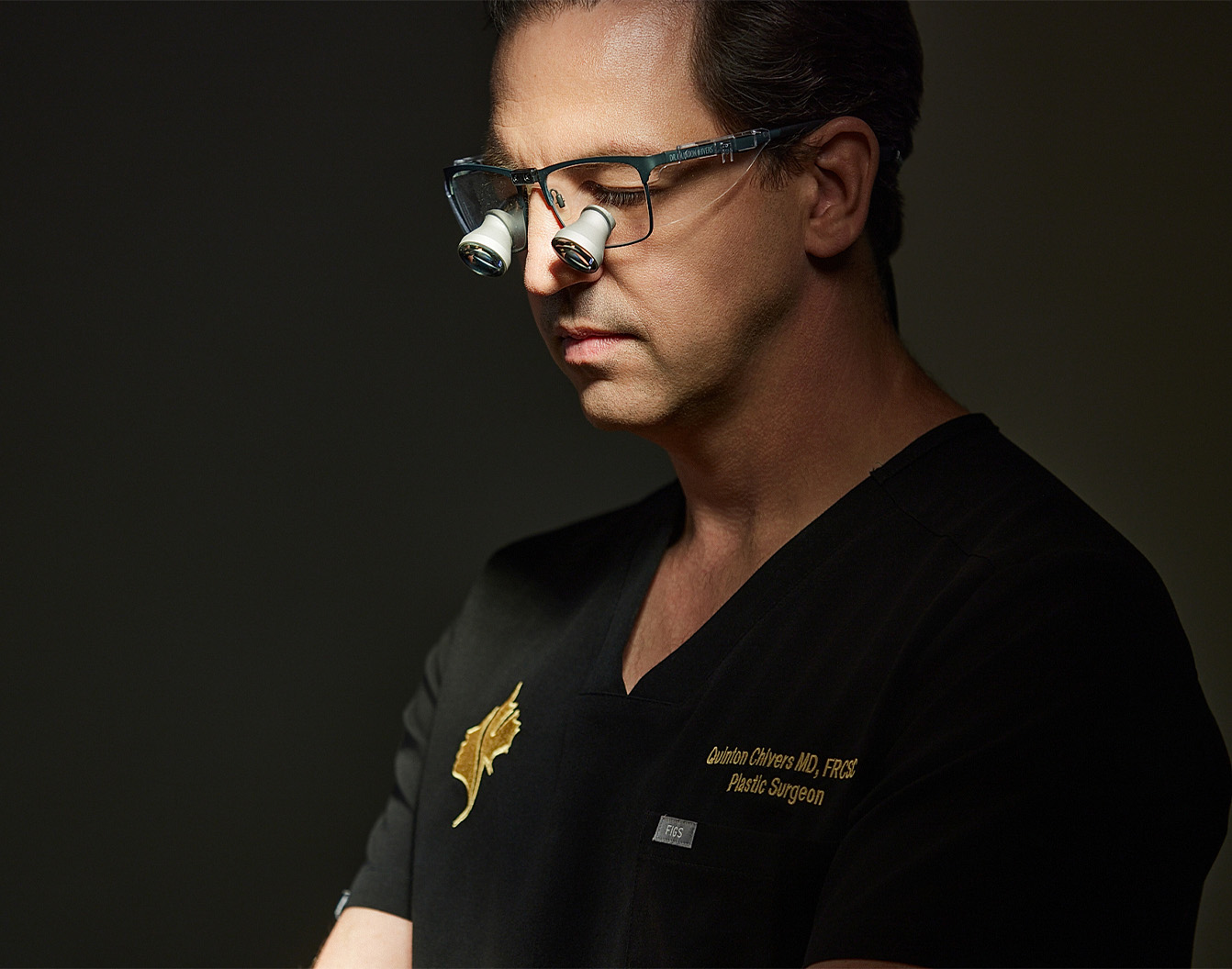 surgeon Dr. Quinton Chivers | Canadian Plastic Surgery Centre