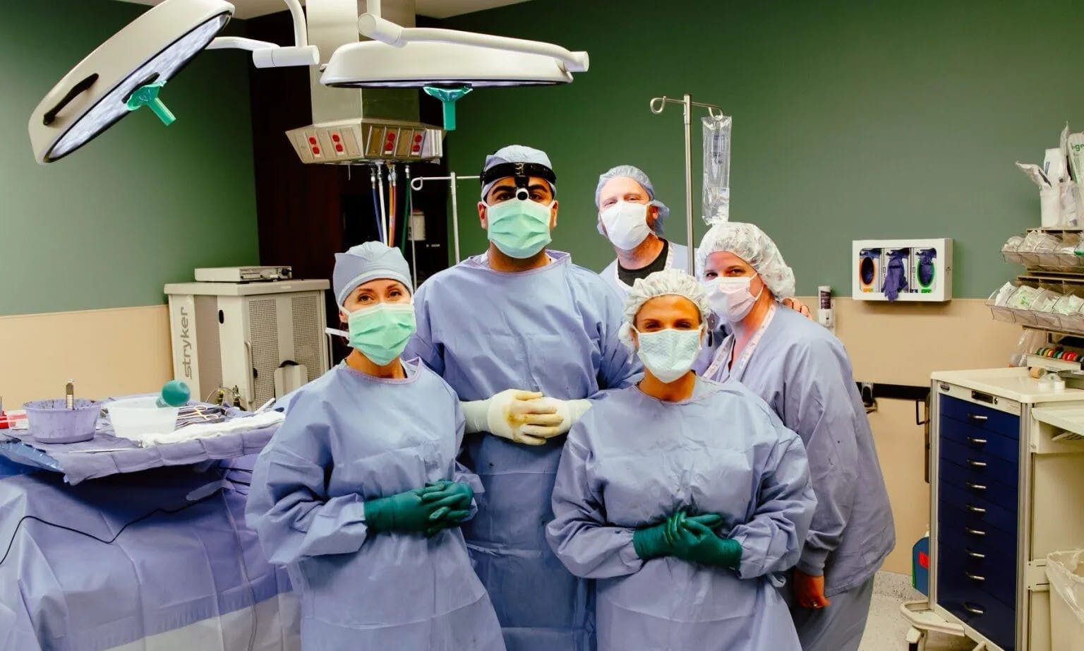 Chopra Plastic Surgery: Redefiniendo la Belleza en Miami