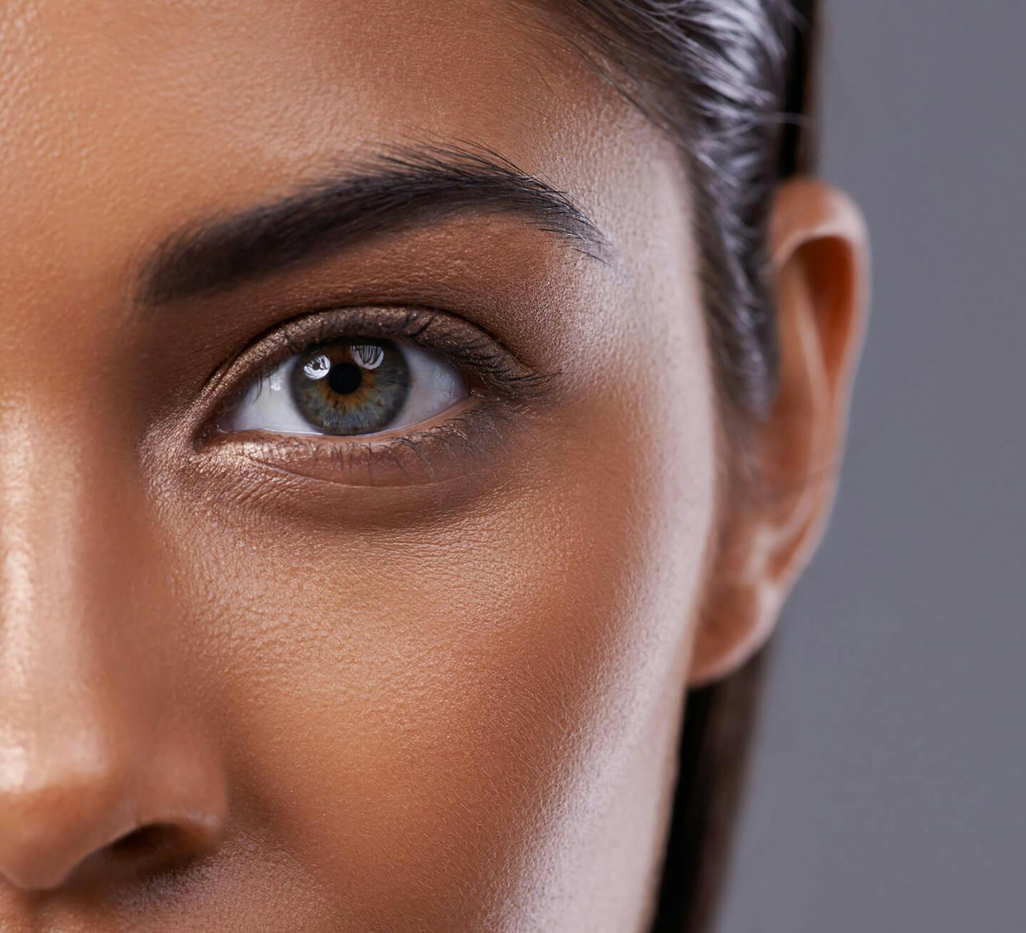 close up of womans eye