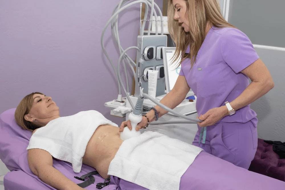 woman getting body contouring