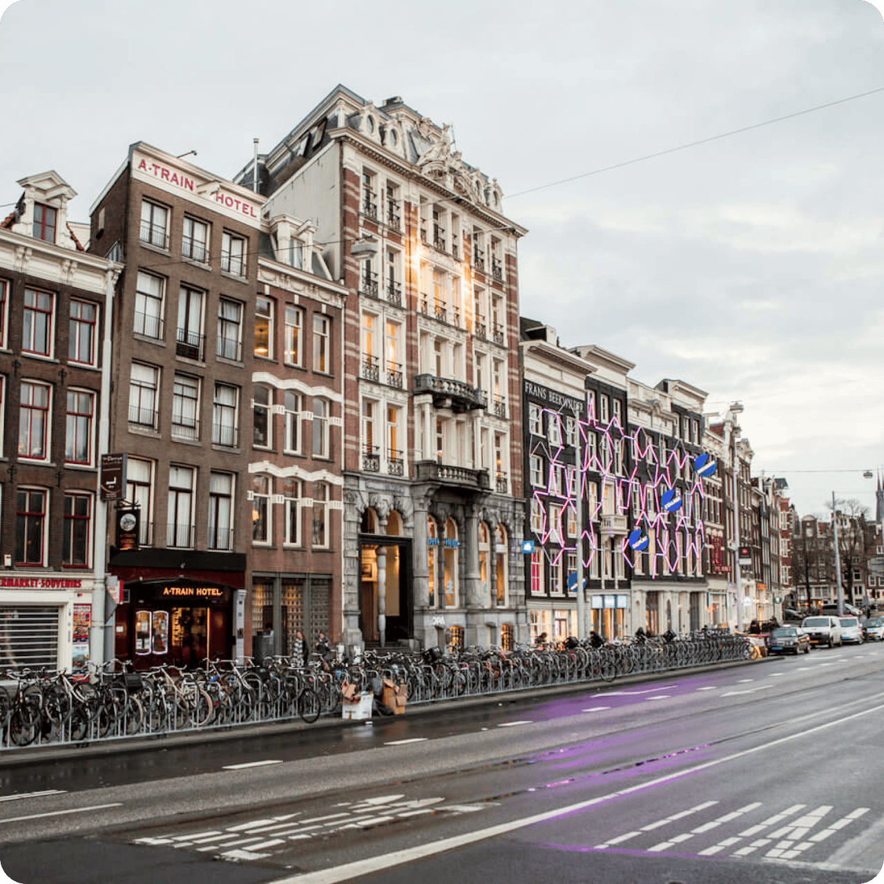 Buitenkant pand UX-Lab Amsterdam