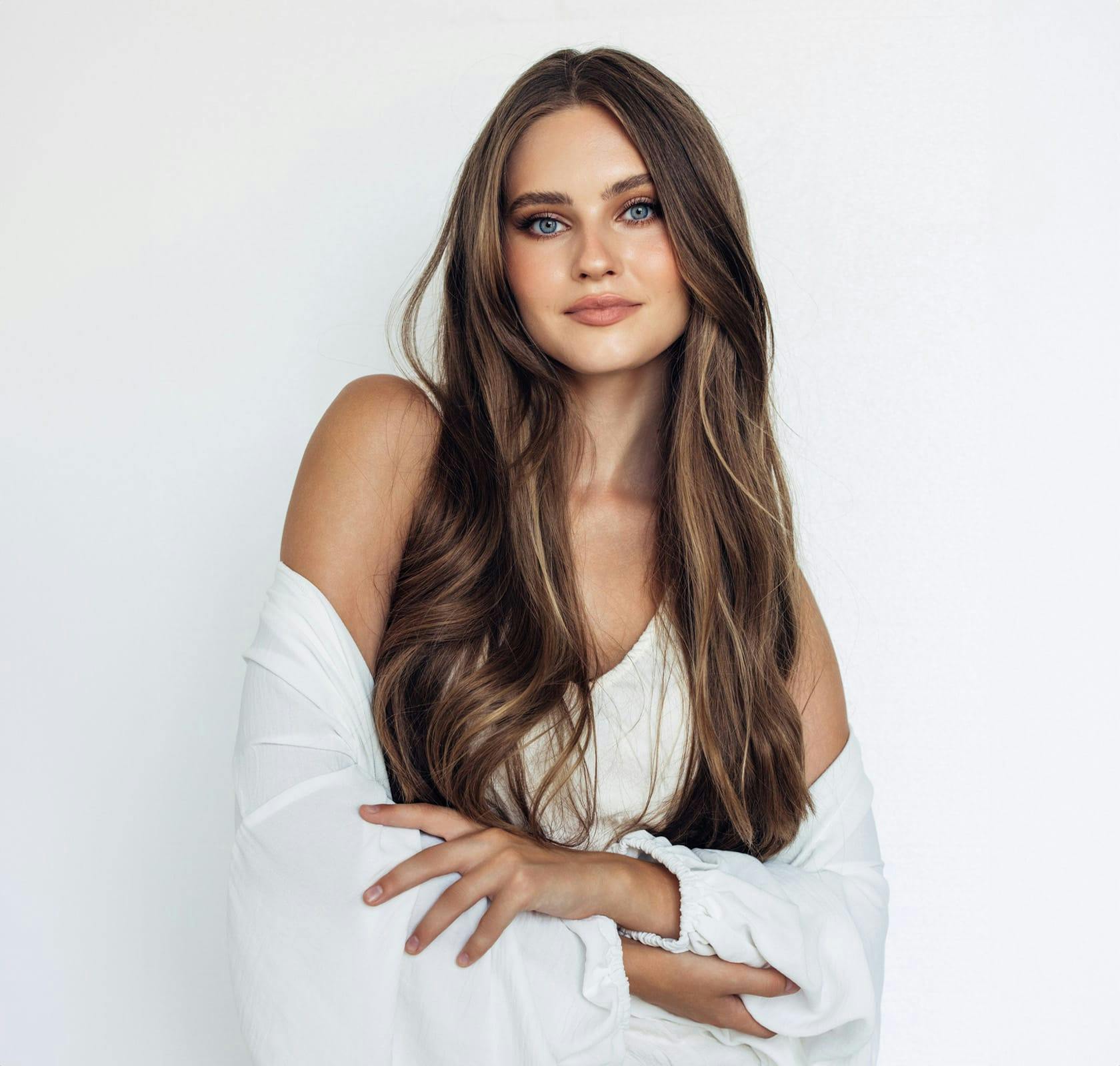 brunette woman smiling