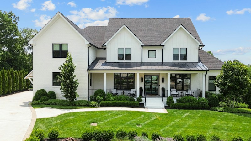 Home 211 photo 1