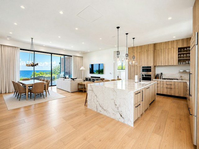 Point Residence #5 2