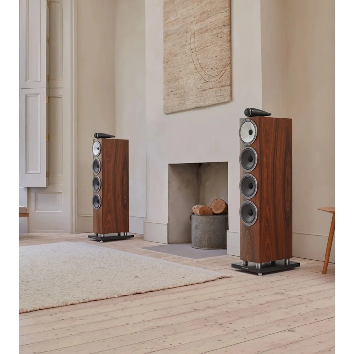 Bowers & Wilkins 4