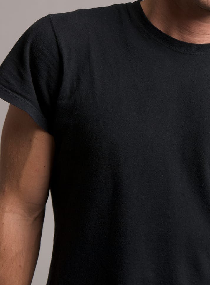 man wearing black t-shirt