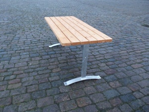 Vila 3500 Bord - bild 1