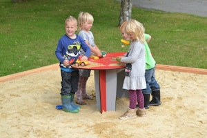 Julia (LEK31253) - bild 2