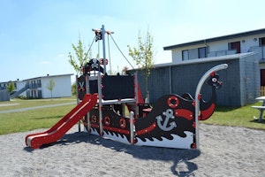 Navis V - bild 2