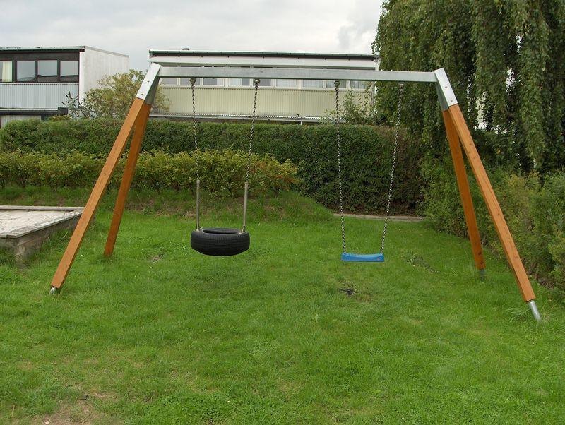 Överliggare gungstativ för 2st gungor