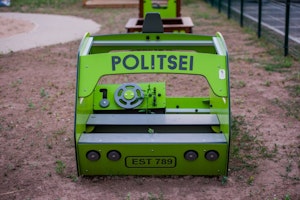 Polis II - bild 7