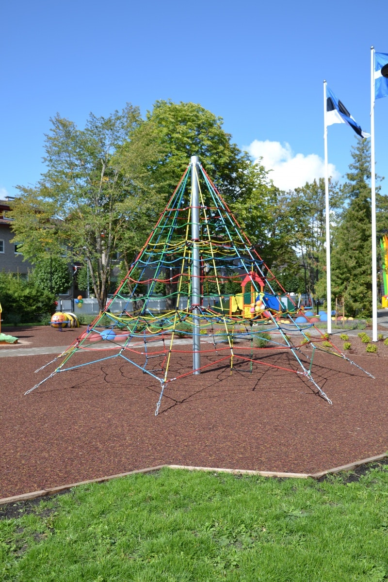 Studsmatta h. 4,5m (fall height 1,35m) - bild 2