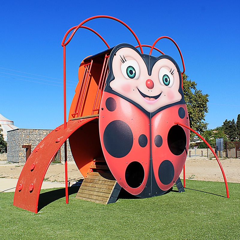 Lekställning Nyckelpiga