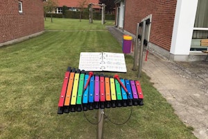 Musikbok (fyra notblad/8 låtar) - bild 1