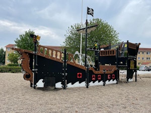 Lekställning Litis - bild 3