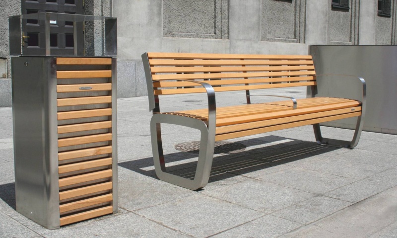 Papperskorg Ingarö 55 L med askkopp