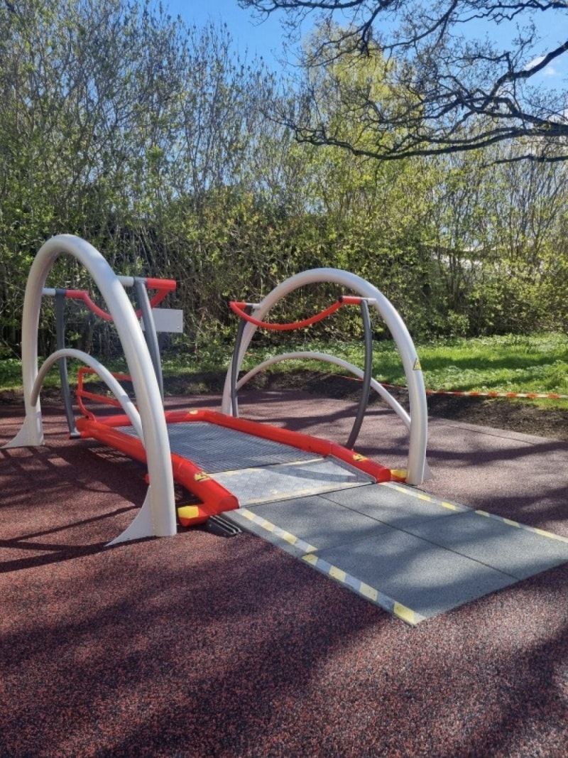 Inkluderande gunga - bild 4