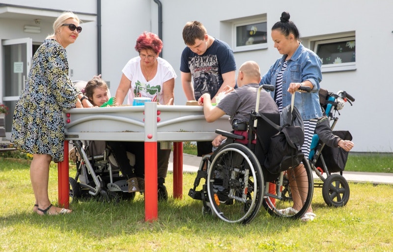 Förhöjd inkluderande sandlåda - bild 2