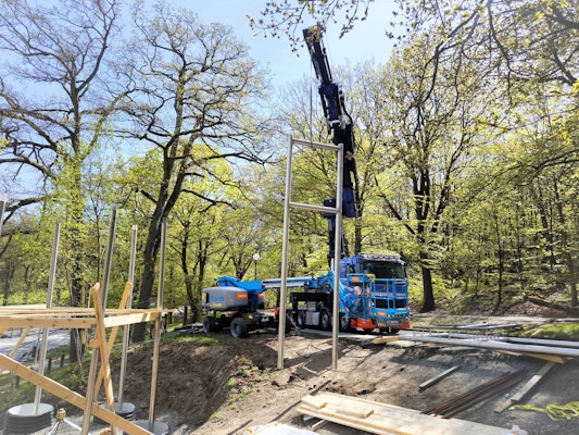 Montering av lekplatsutrustning