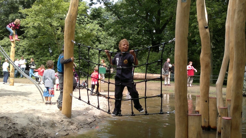 Stiltor med klätternät, 150cm - bild 3