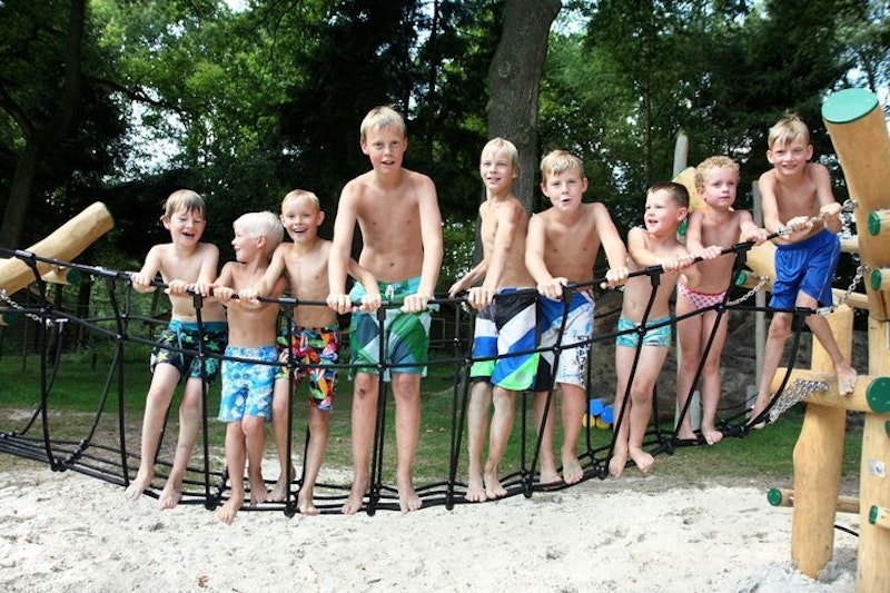 Häckningsplatstorn med repbro, låg variant - bild 3