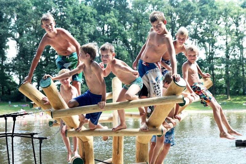 Häckningsplatstorn med repbro, låg variant - bild 4