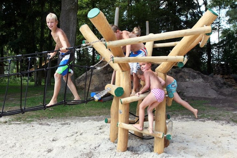 Häckningsplatstorn med repbro, låg variant - bild 5