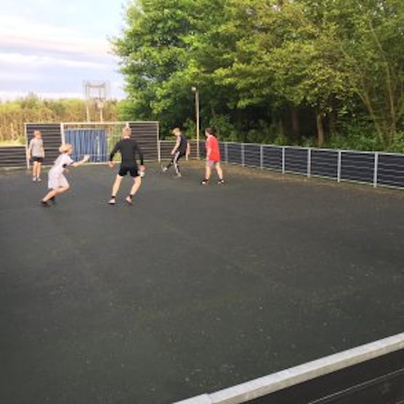 Multibana Small, 9 x 18 m, H100 cm inkl. 2 mål - bild 9