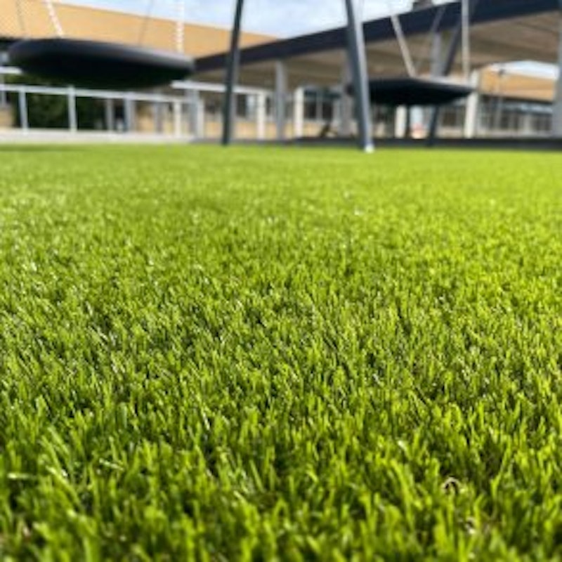 FRIDA ECO Safegrass, konstgräs, 60 m² rulle, bredd 2 m - Rulle skuren - bild 2