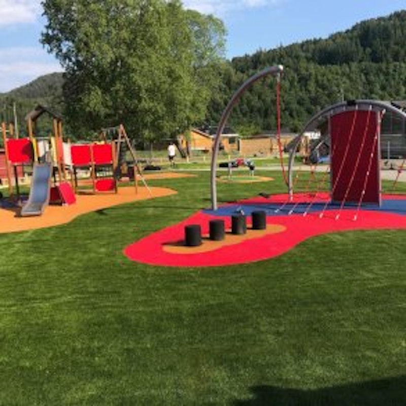 FRIDA ECO Safegrass, konstgräs, 60 m² rulle, bredd 2 m - Rulle skuren - bild 3