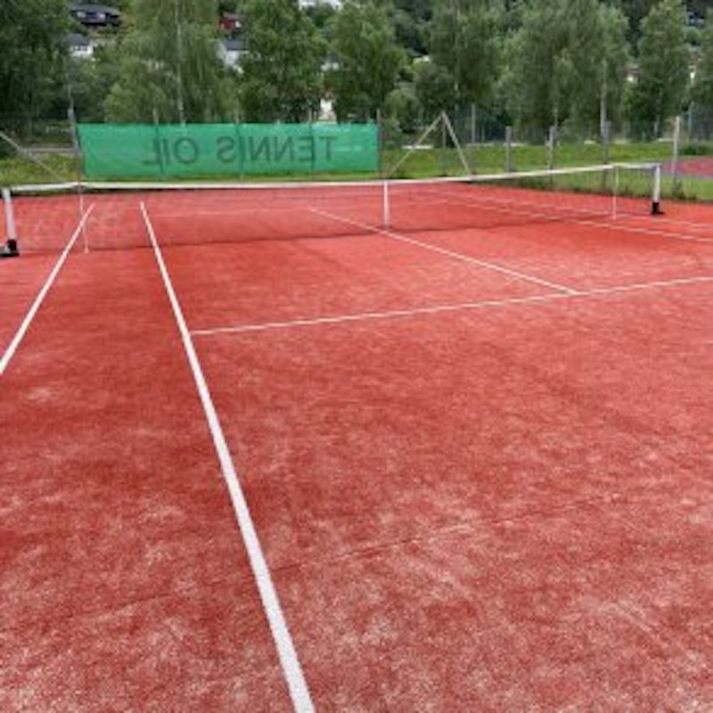 TENNIS-KIT med 18 mm konstgräs - 36 x 18 m, totalt 648 m² - bild 2