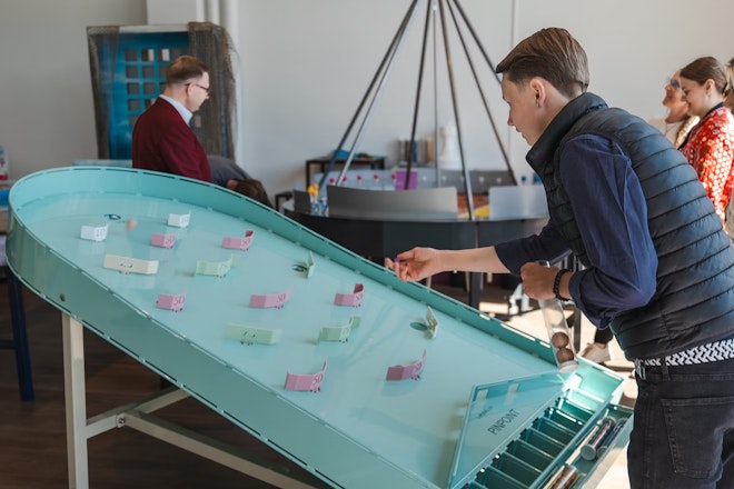 Barn spelar PinPoint