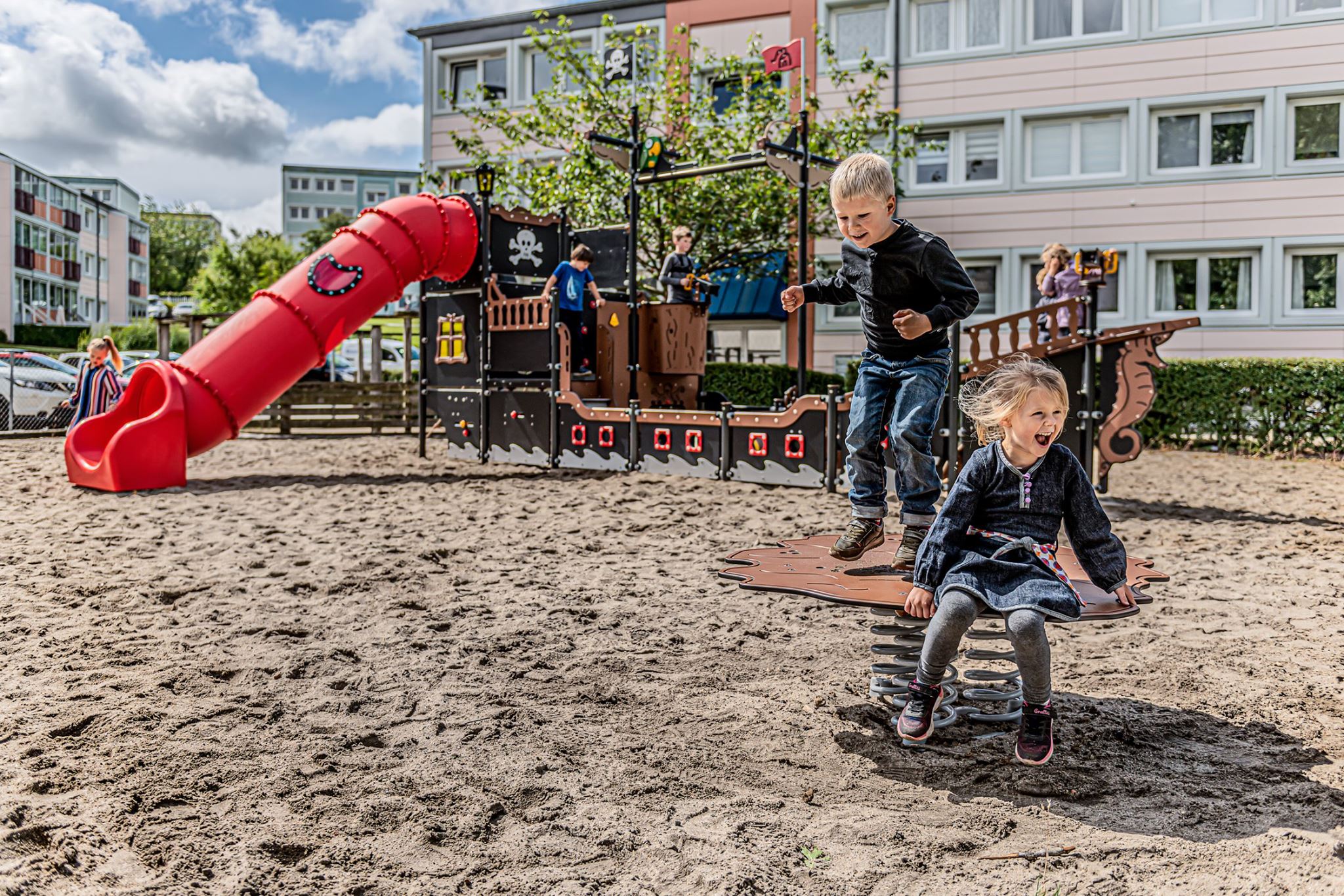 Markmålning på en skolgård