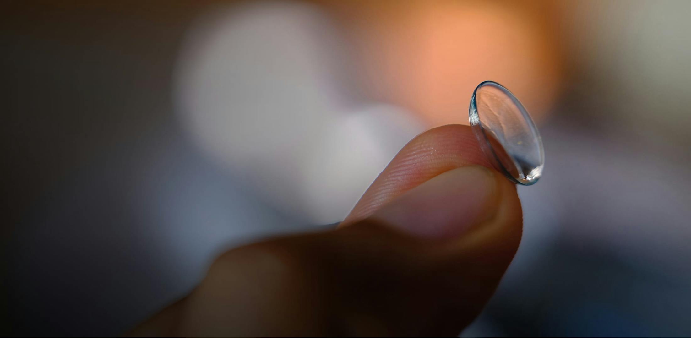 Contact lenses media