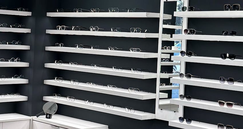 glasses display