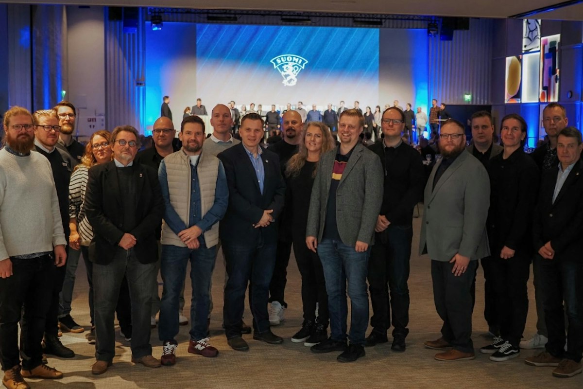 Etelän palkittuja Vuoden Tekijät-tilaisuudessa Helsingissä.