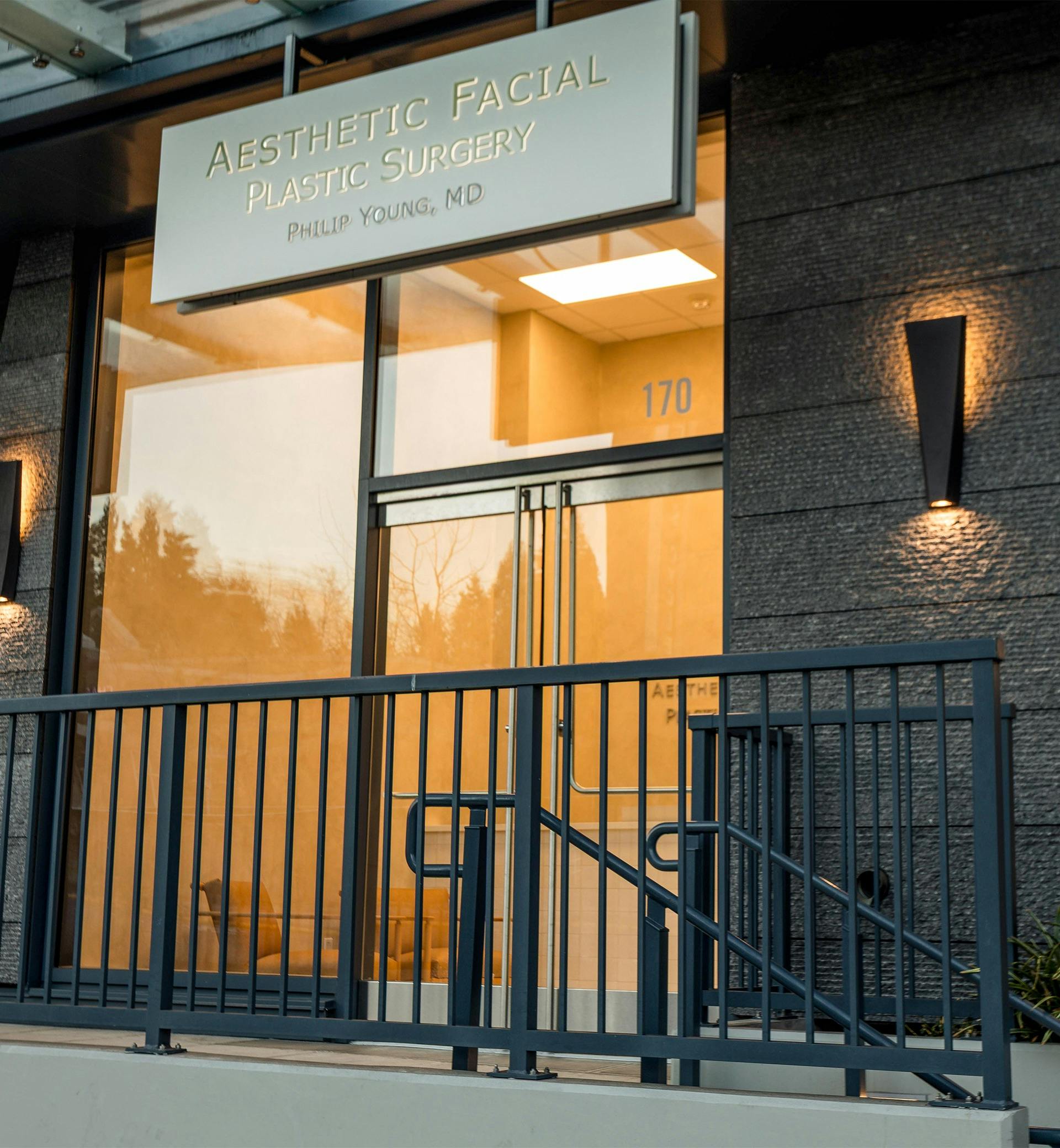 Aesthetic Facial Plastic Surgery sign