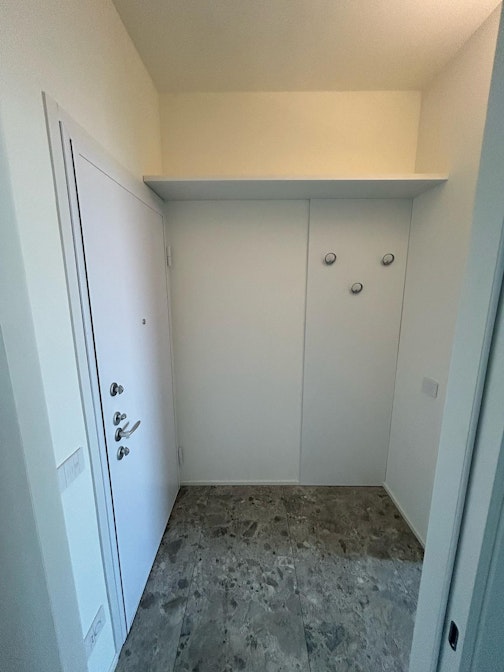 27 Aab 5 A 8 3713 460 C 827 E 2 A 9666 B 5 B 301