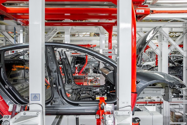 Model 3 production for The New York Times