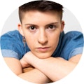 Alex Guhde headshot
