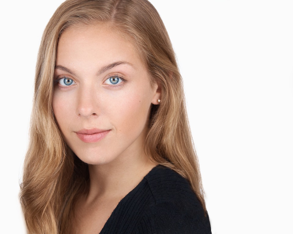 Selene Klasner headshot