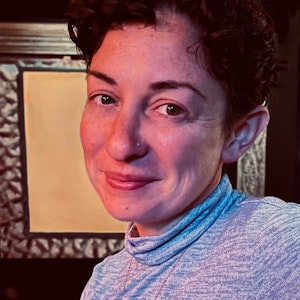 Jayne Deely headshot 1,692,794,440,274