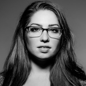 Anne Karyna Bakan Headshot