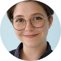 Adele Simms headshot