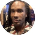 Lee Bynum headshot